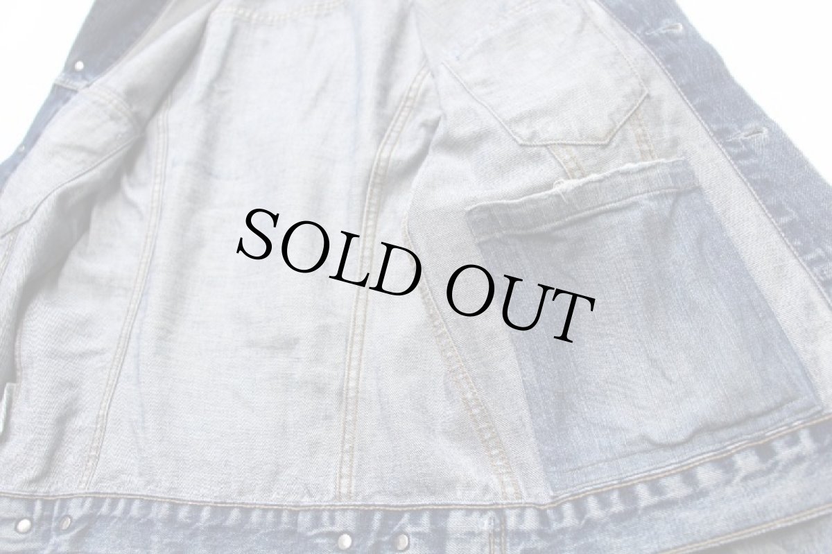 画像8: 00s Levi'sリーバイス 70500 ダメージ デニムジャケット★ユーロ (8)