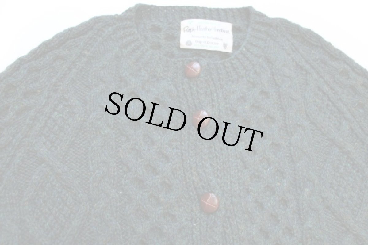 画像3: アイルランド製 Moriarty Industries ノーカラー ケーブル編み ネップ入り ウール ハンドニット カーディガン 深緑★フィッシャーマン (3)