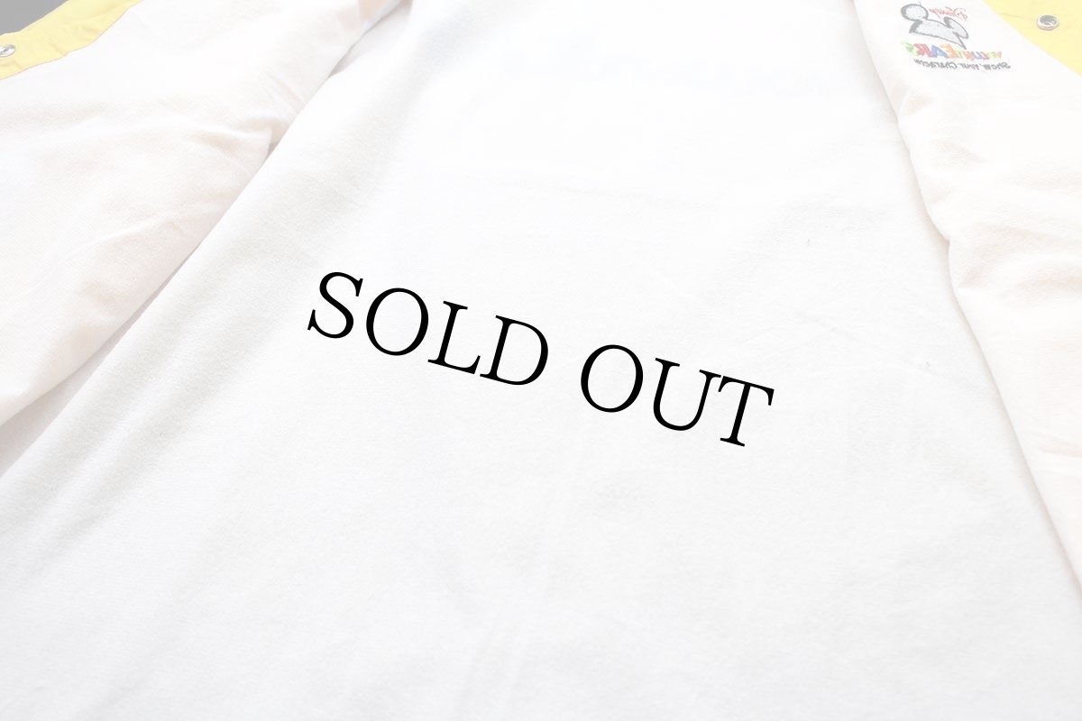 画像5: 00s Disneyディズニー VOLUNTEARS Show Your Character 刺繍 ナイロン コーチジャケット 黄 L (5)