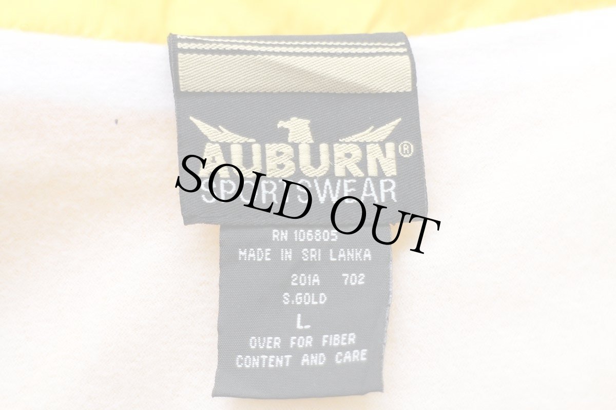 画像4: 00s Disneyディズニー VOLUNTEARS Show Your Character 刺繍 ナイロン コーチジャケット 黄 L (4)