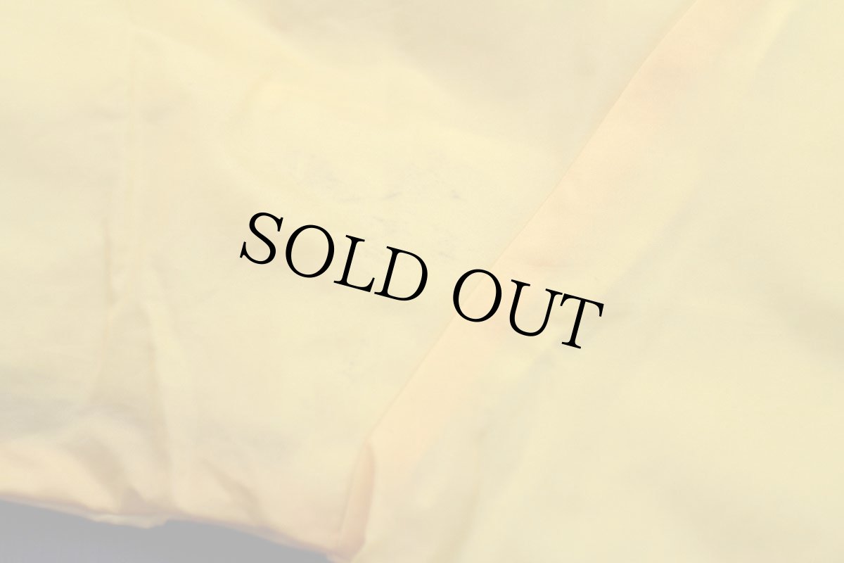 画像7: 00s Disneyディズニー VOLUNTEARS Show Your Character 刺繍 ナイロン コーチジャケット 黄 L (7)