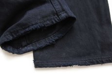 画像10: 00s 英国製 Levi'sリーバイス 501 ダメージ 後染め ブラック デニムパンツ w32 L32★SDP2488 ユーロ (10)