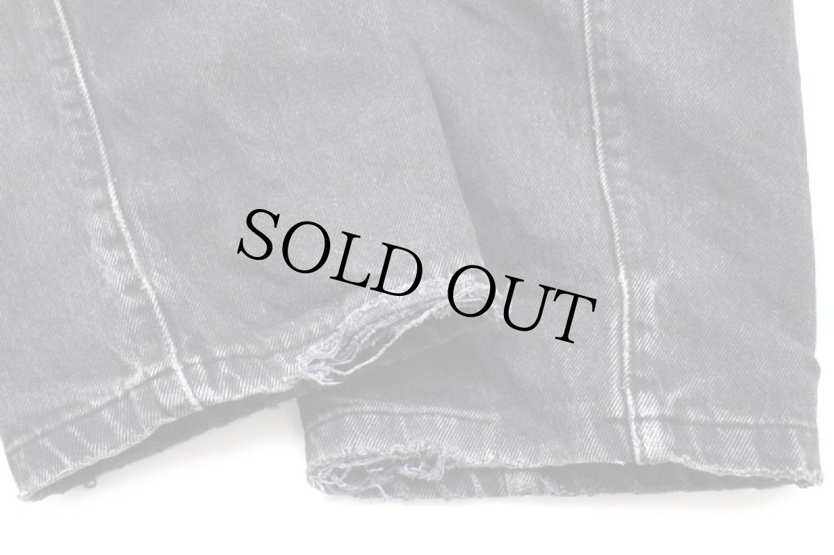 画像10: 00s メキシコ製 Levi'sリーバイス 501 ダメージ&リペア ブラック デニムパンツ ヒゲ w32★SDP2554 (10)