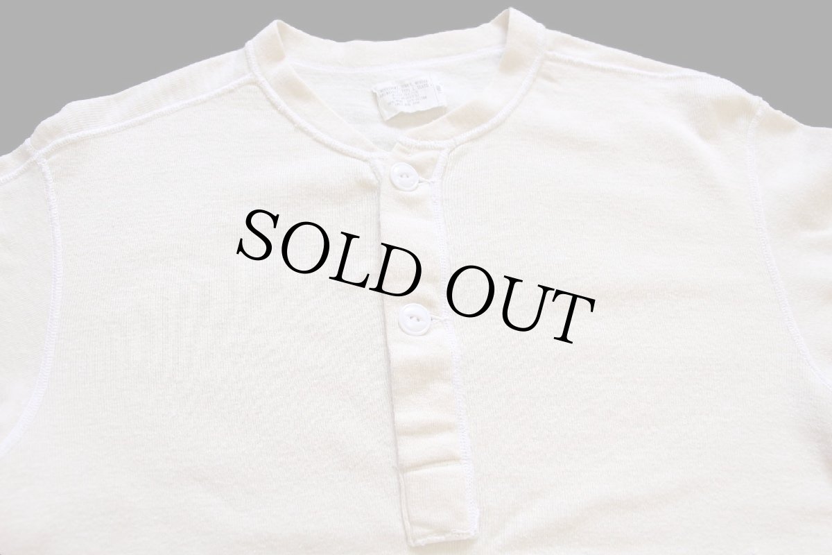 画像4: 70s 米軍 ヘンリーネック ウール×コットン アンダーシャツ ナチュラル L (4)