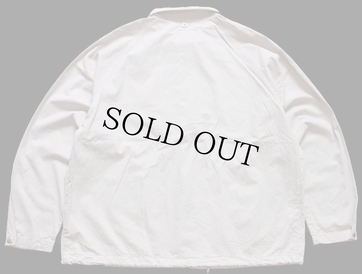 画像2: 90s イタリア製 Levi'sリーバイス ロゴ刺繍 ポプリン ジャケット グレーベージュ★ユーロ (2)