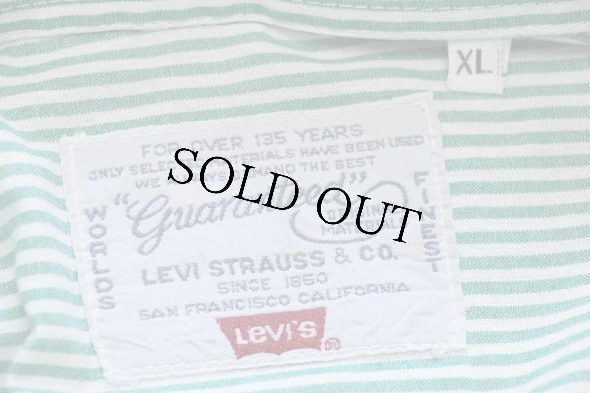 画像4: 90s Levi'sリーバイス ロゴ刺繍 ストライプ ボタンダウン コットンシャツ 緑×白 XL★ユーロ (4)
