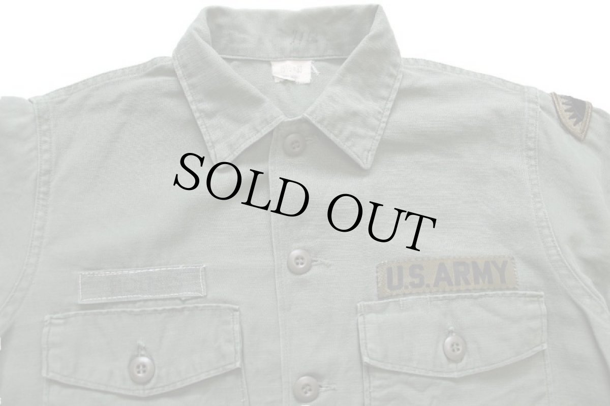画像3: 60s 米軍 U.S.ARMY パッチ付き コットンサテン ユーティリティシャツ オリーブグリーン 15.5 (3)