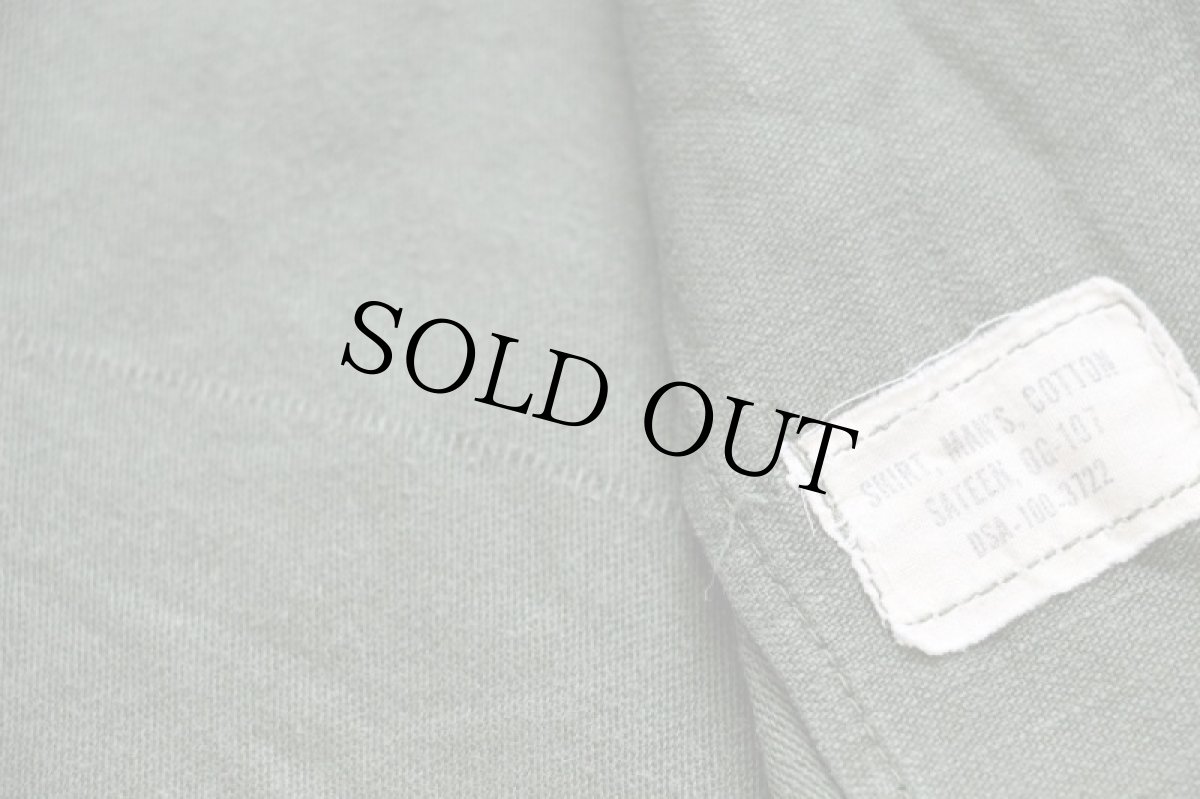 画像5: 60s 米軍 U.S.ARMY パッチ付き コットンサテン ユーティリティシャツ オリーブグリーン 15.5 (5)