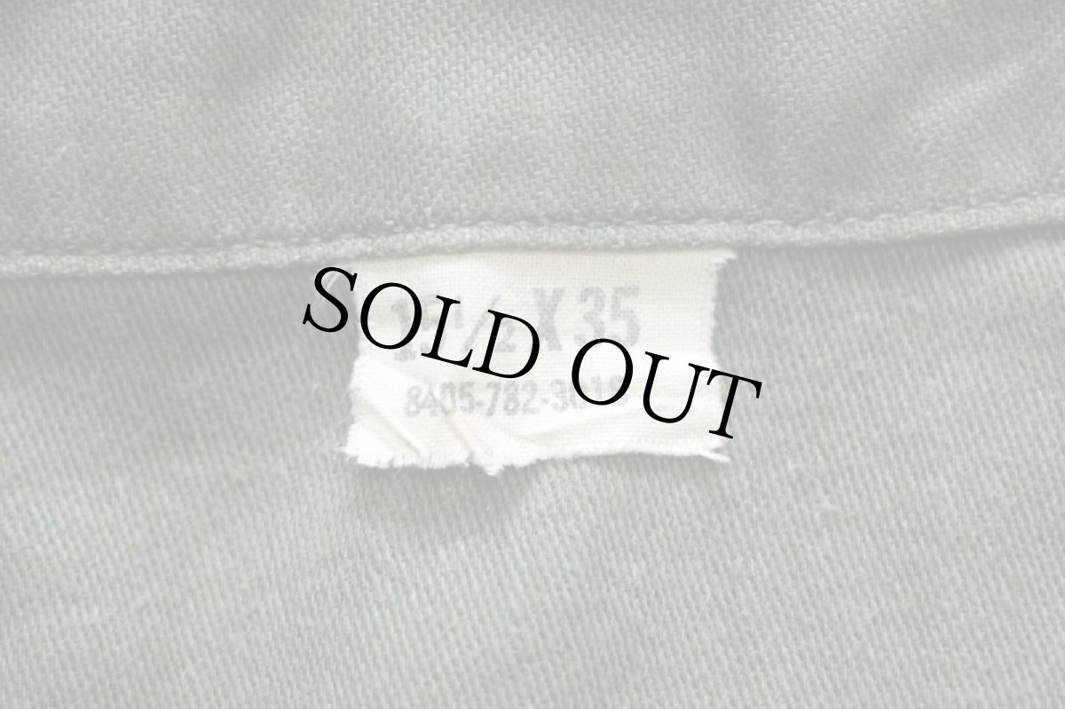 画像4: 70s 米軍 U.S.ARMY パッチ付き コットンサテン ユーティリティシャツ オリーブグリーン 15.5★Q (4)