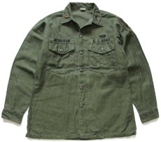 画像1: 60s 米軍 U.S.ARMY パッチ付き コットンサテン ユーティリティシャツ オリーブグリーン 15.5 (1)