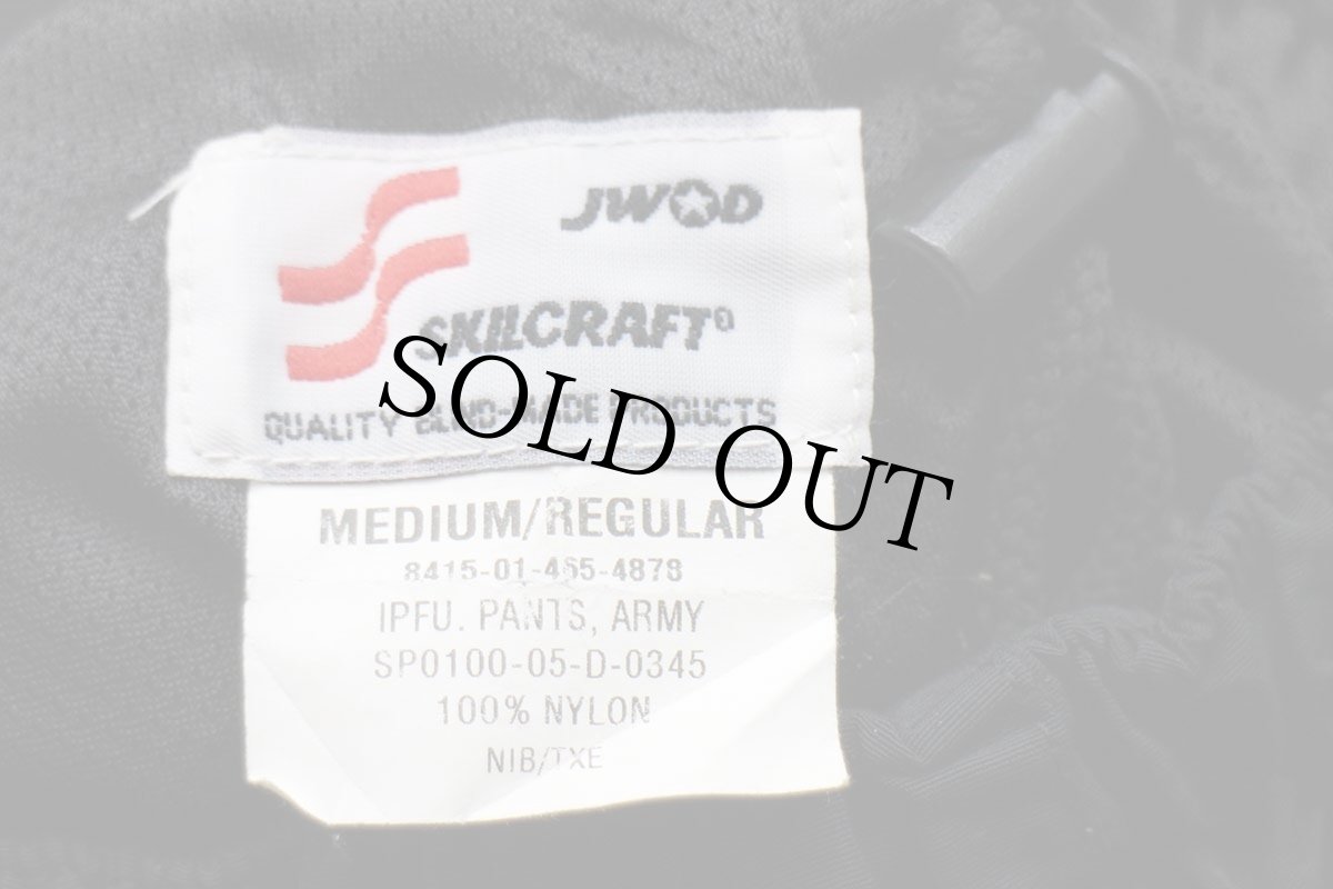 画像6: 00s 米軍 U.S.ARMY IPFU トレーニング ナイロンパンツ 黒 M/R★04 (6)