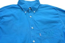 画像3: 90s イタリア製 Levi'sリーバイス ロゴ刺繍 ボタンダウン コットンポプリン シャツ 青 XL★ユーロ (3)
