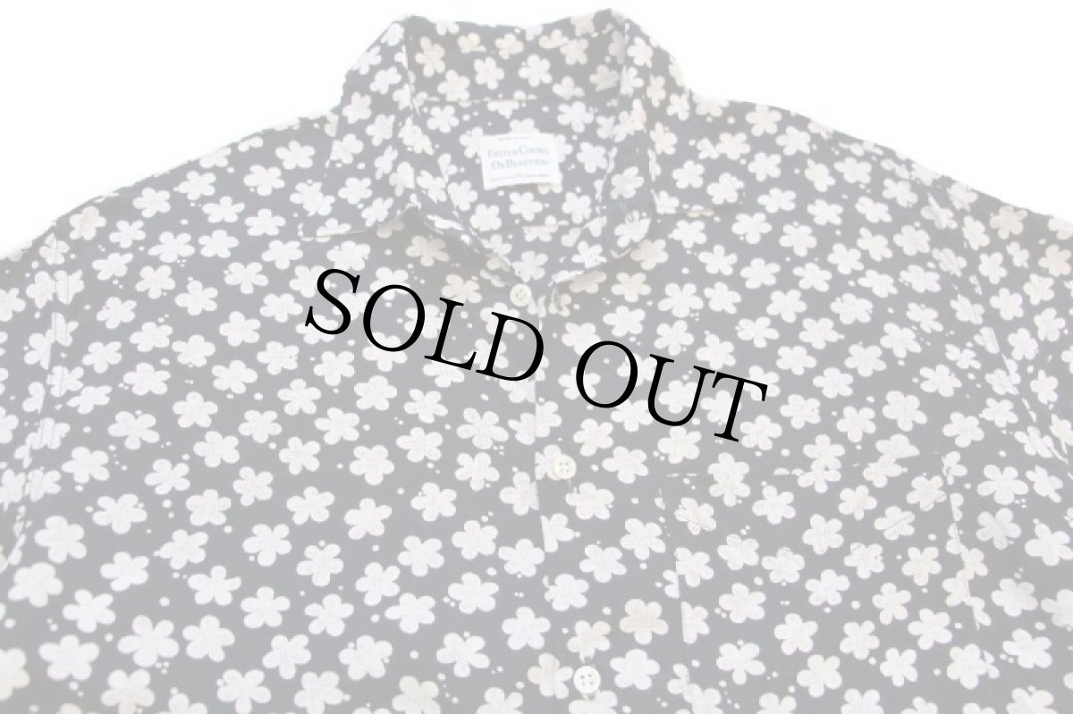 画像3: 90s イタリア製 BENETTONベネトン 総柄 レーヨンシャツ 黒 (3)