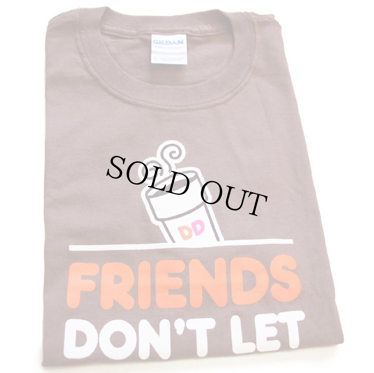 画像1: 未使用★Dunkin' Donuts ダンキンドーナツ FRIENDS DON'T LET FRIENDS DRINK STARBUCKS コットンTシャツ 茶 S (1)