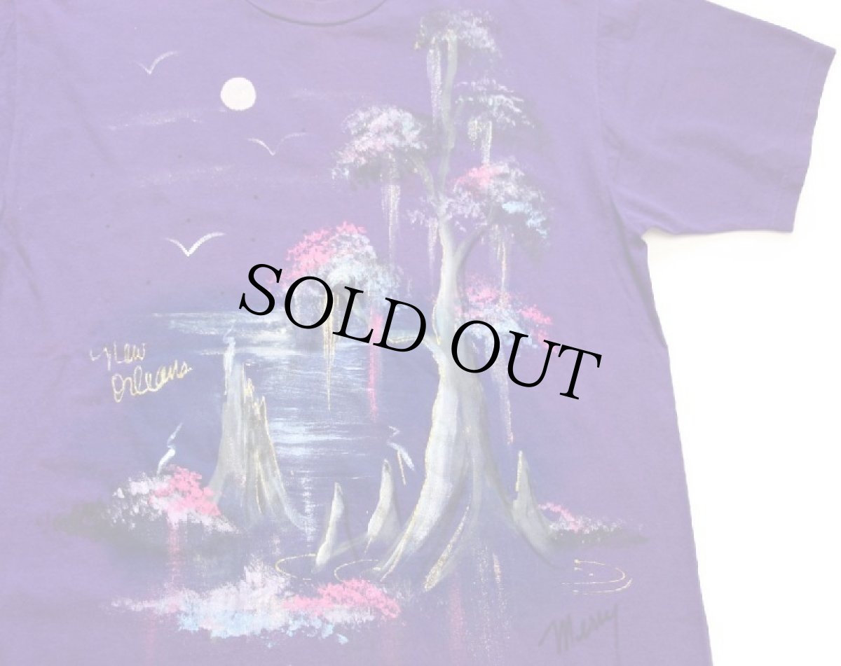 画像1: 90s USA製 New Orleans 風景画 ハンドペイント アート コットンTシャツ 紫 XL (1)