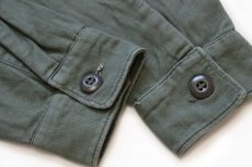 画像7: 60s 米軍 U.S.ARMY パッチ付き コットンサテン ユーティリティシャツ オリーブグリーン (7)