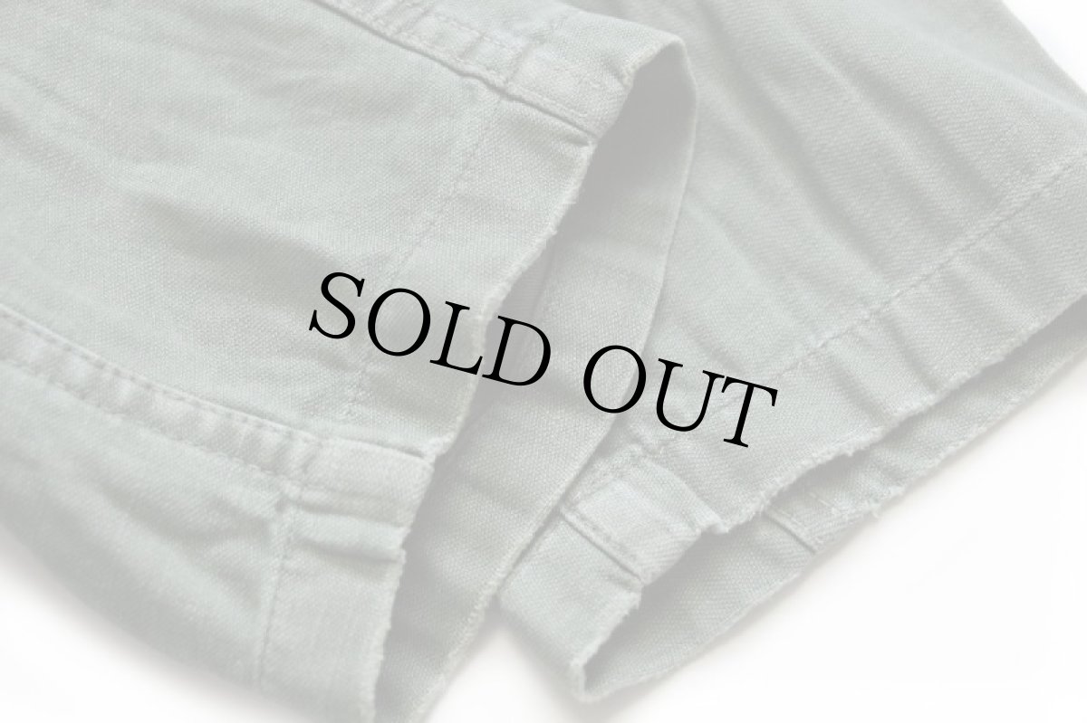 画像7: 60s 米軍 U.S.ARMY パッチ付き コットンサテン ユーティリティシャツ オリーブグリーン (7)