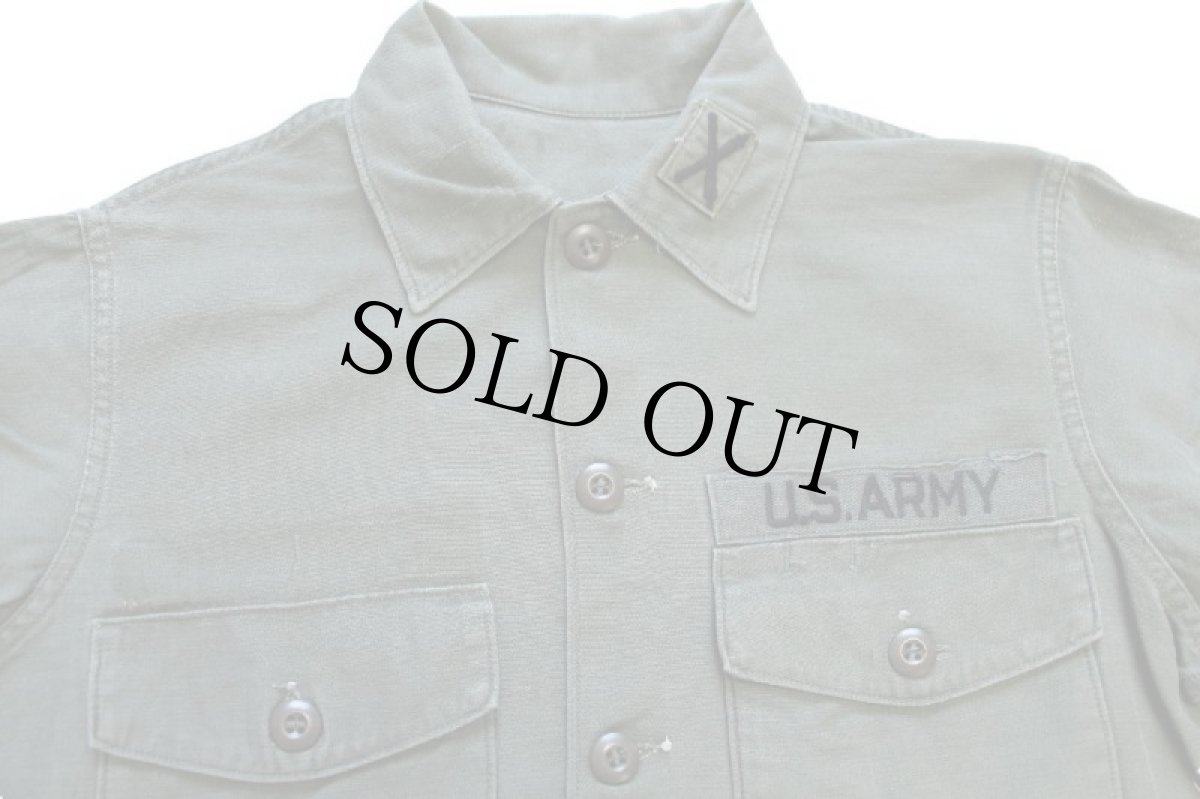 画像3: 60s 米軍 U.S.ARMY パッチ付き コットンサテン ユーティリティシャツ オリーブグリーン (3)