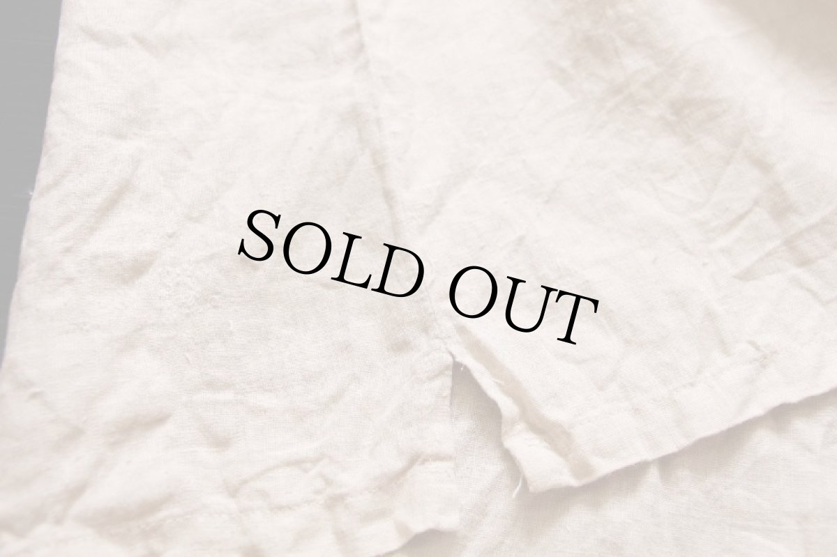 画像5: イタリア製 BARNEYS NEWYORK バーニーズニューヨーク 無地 半袖 リネンシャツ ライトカーキ M (5)