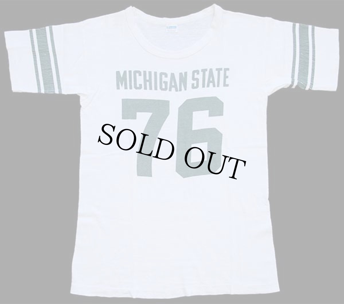 画像1: 70s USA製 Championチャンピオン MICHIGAN STATE 76 ナンバリング 染み込みプリント コットン フットボールTシャツ 白 M (1)