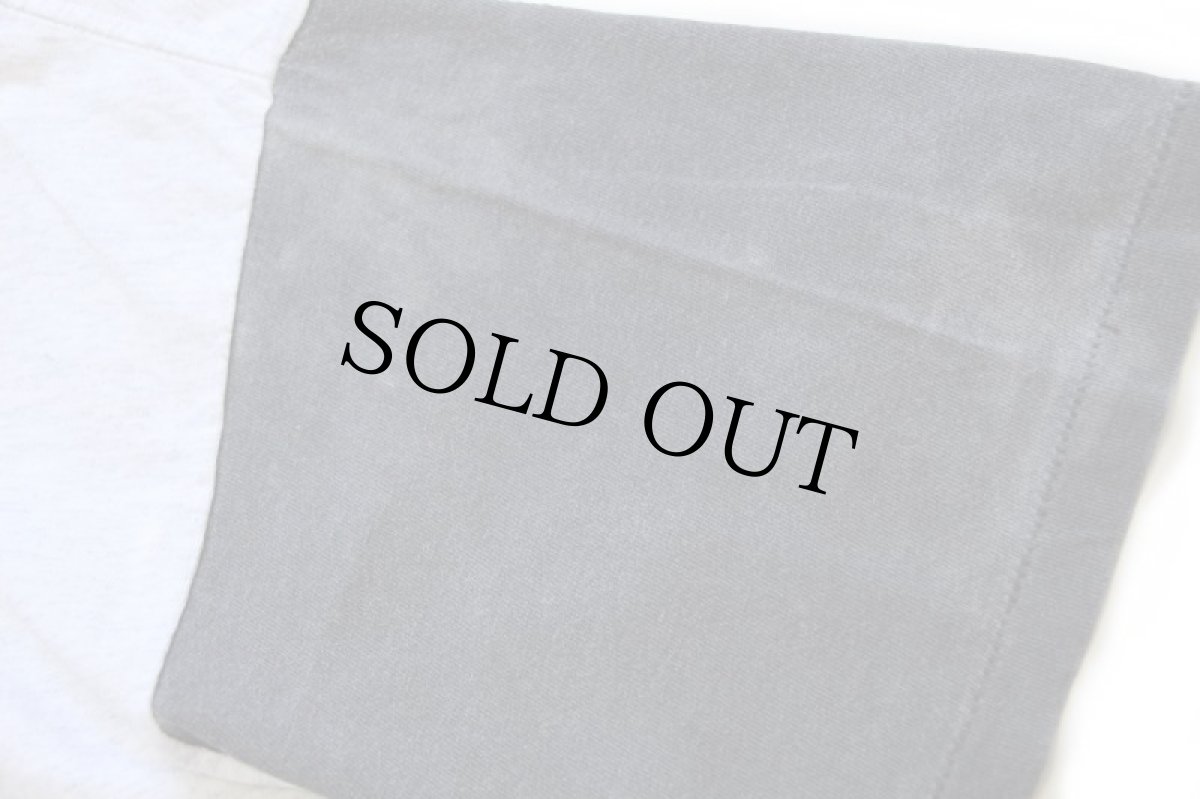 画像5: 90s USA製 無地 ツートン 切り替え レイヤードネック コットンTシャツ ボロ 杢ライトグレー×薄黒 フェード XL (5)