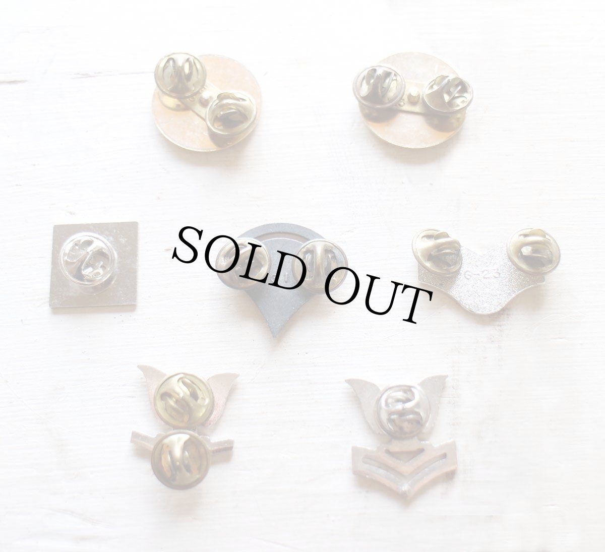 画像2: 米軍 U.S.AIR FORCE&U.S.ARMY ミリタリー ピンズ 7個セット (2)