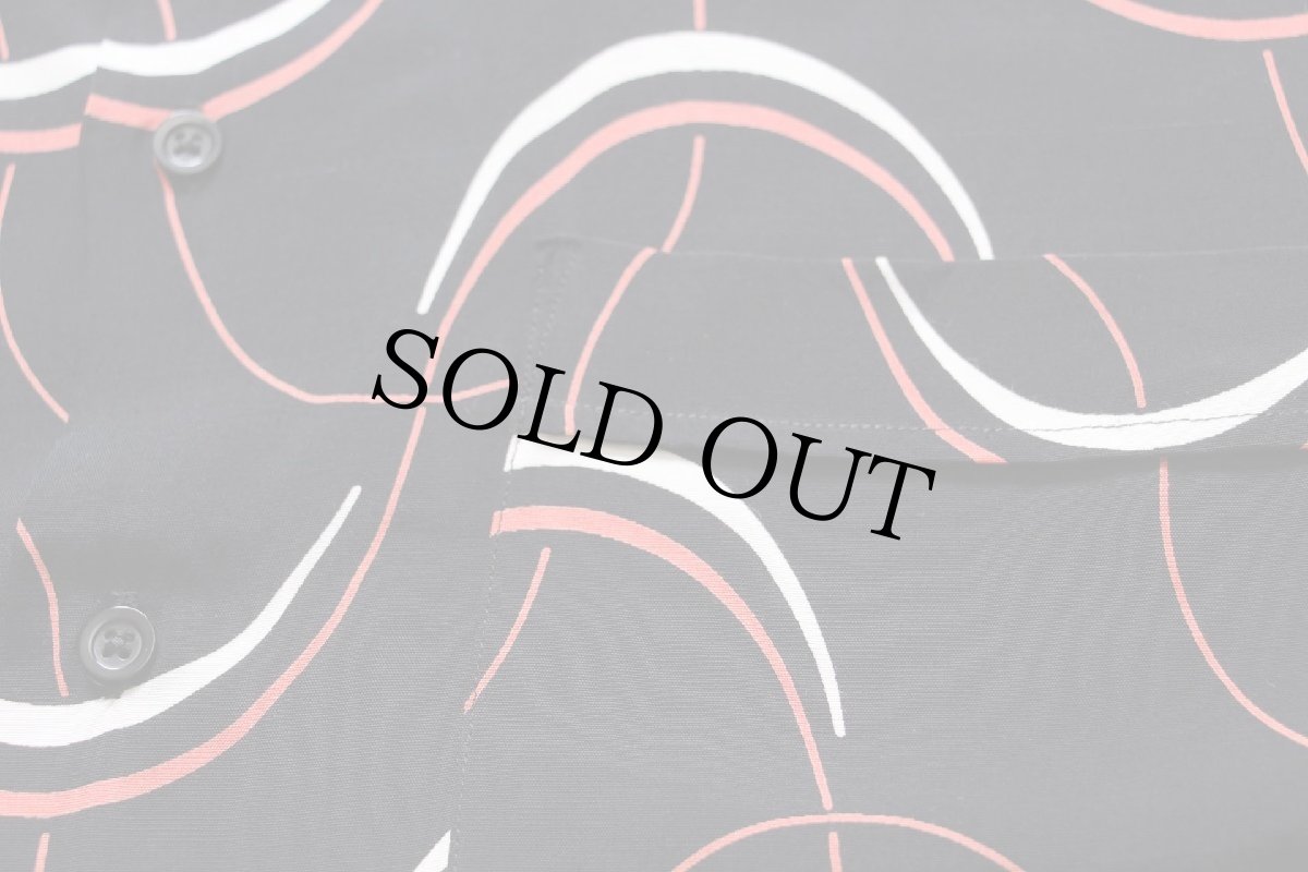 画像5: UNKNOWN アトミック柄 半袖 レーヨンシャツ 黒 (5)