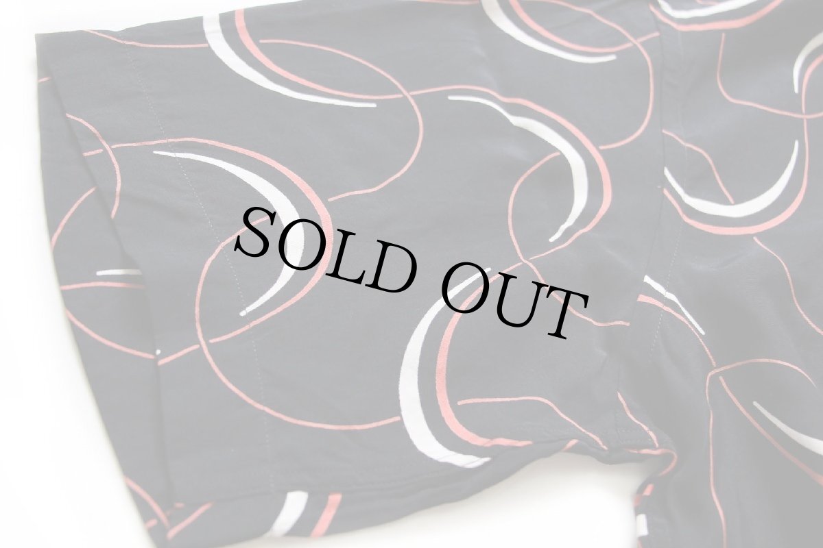 画像6: UNKNOWN アトミック柄 半袖 レーヨンシャツ 黒 (6)