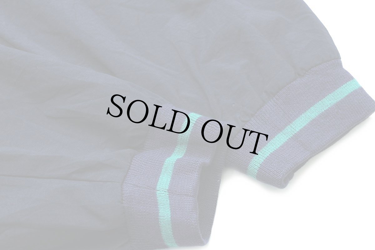 画像9: 90s IZOD ロゴ刺繍 ツートン 切り替え ボーダー プルオーバー ナイロンジャケット 紺×緑 XL (9)