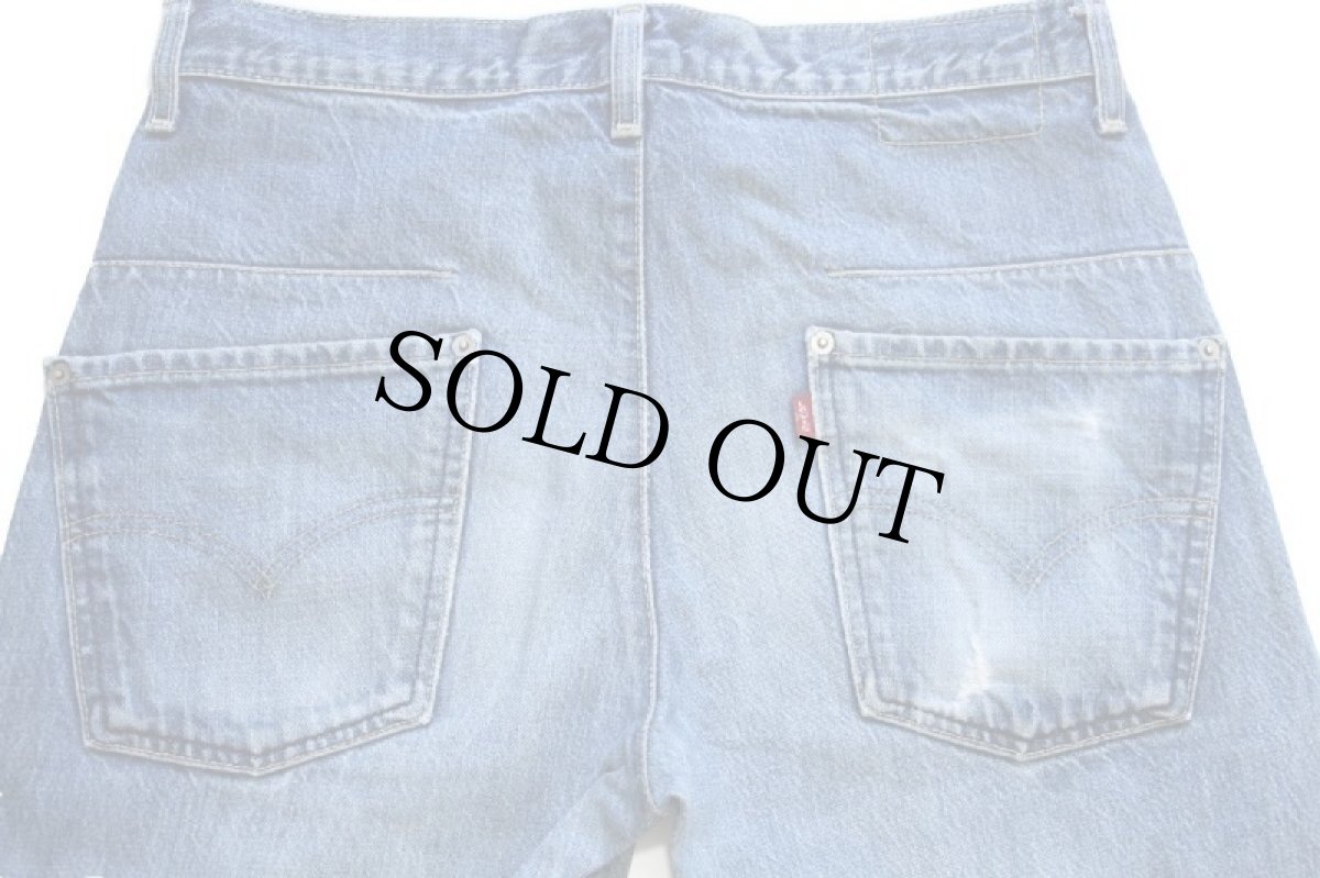 画像5: 00s ポーランド製 Levi'sリーバイス ENGINEERED JEANS 00001 立体裁断 デニムパンツ ヒゲ w32 L34★ユーロ (5)