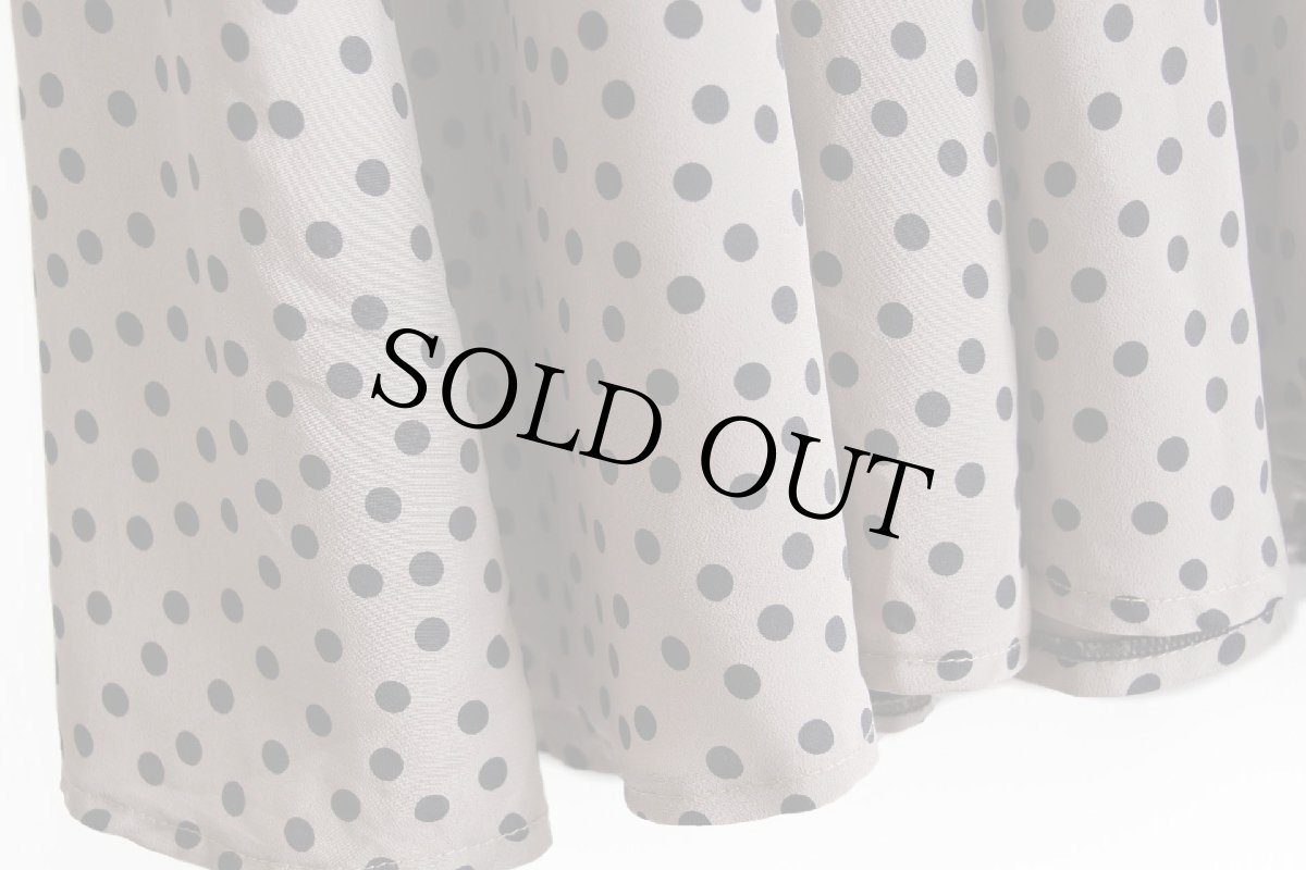 画像7: 80s CELAIN PARIS ドット柄 マキシ丈 ノースリーブ レーヨン ドレス ワンピース グレーベージュ 38 (7)