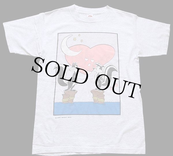 90s USA製 PEPE LE PEWペペルピュー Kiss 全面 染み込みプリント コットンTシャツ 生成り L★オールド ワーナー ルーニーテューンズ 90s USA製 PEPE LE PEWペペルピュー Kiss 全面 染み込みプリント