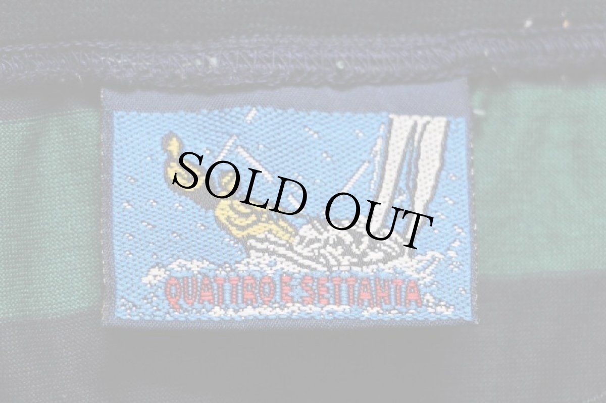 画像5: 90s イタリア製 QUATTRO E SETTANTA ロゴ刺繍 ボーダー コットン ポケットTシャツ 緑×紺 (5)