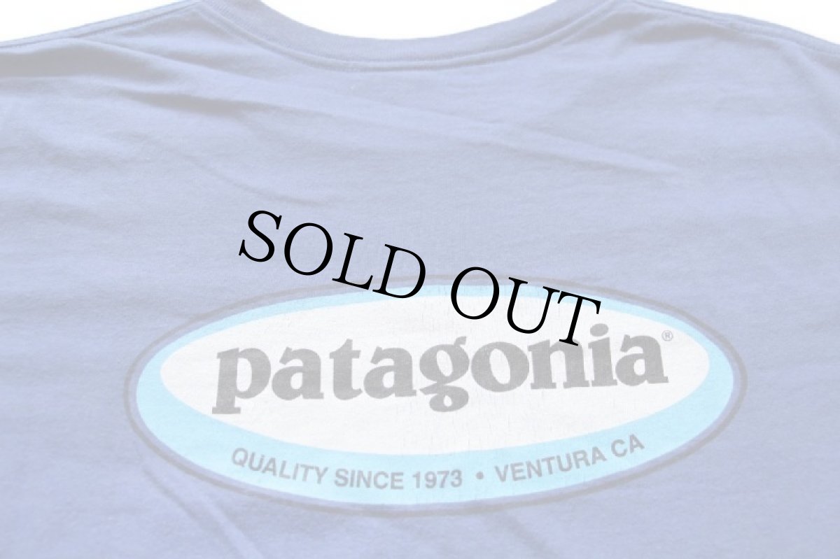画像4: 90s USA製 patagoniaパタゴニア Beneficial T's オーバルロゴ オーガニックコットンTシャツ 青 S (4)