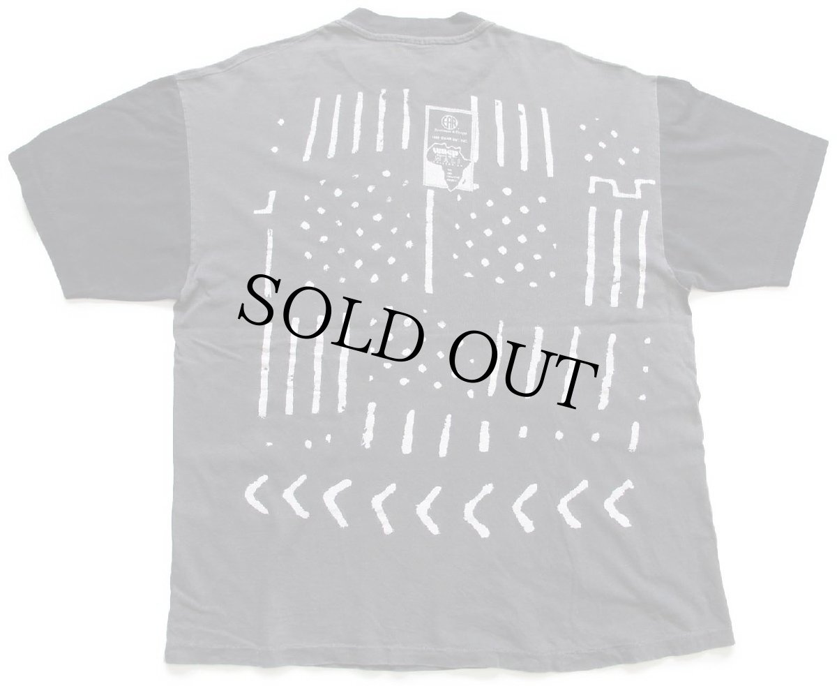 画像2: 90s Hanes MALI アフリカ アート 両面プリント ツートン コットンTシャツ 黒 フェード XL (2)