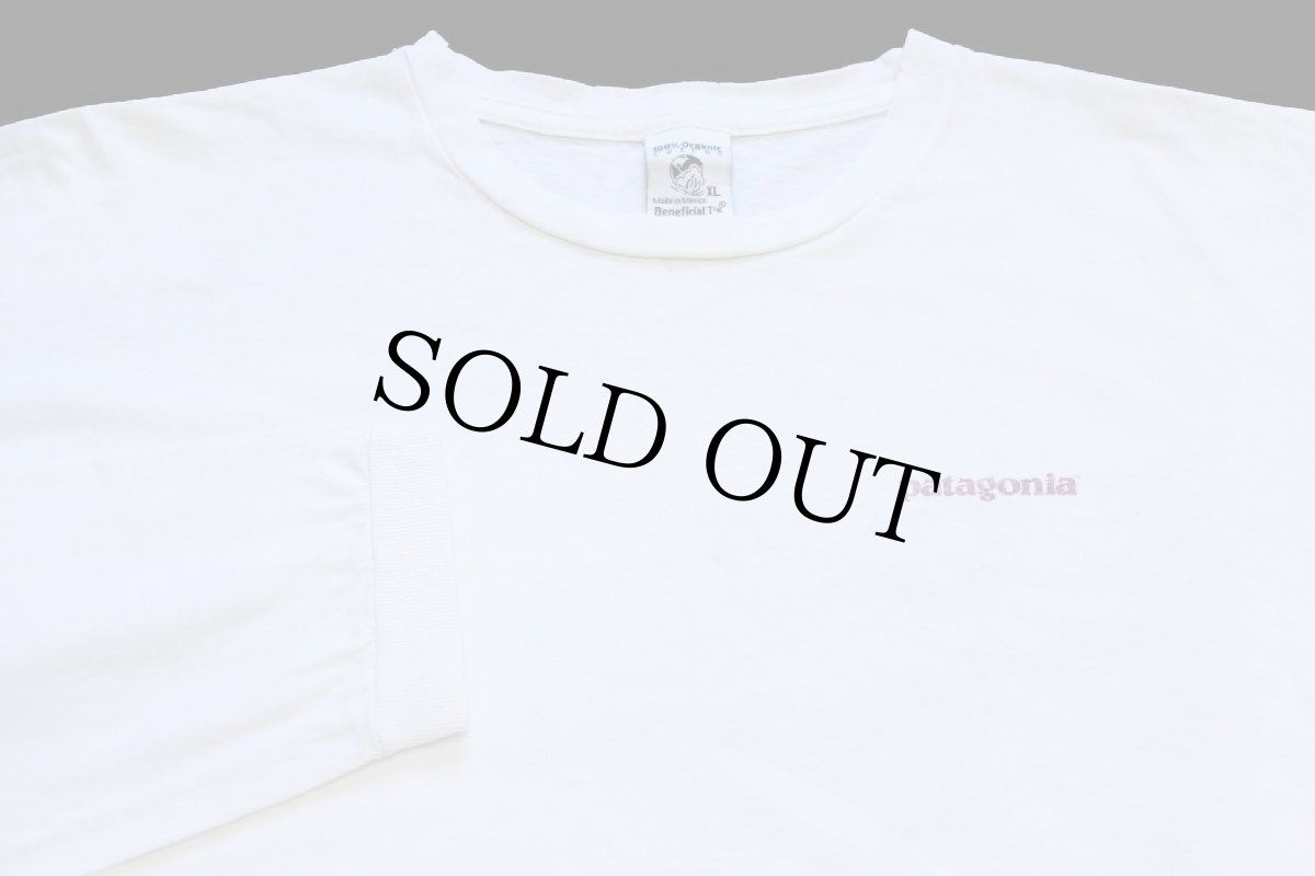画像3: 00s patagoniaパタゴニア Beneficial T's ロゴ バックプリント オーガニックコットン 長袖Tシャツ 白 XL (3)