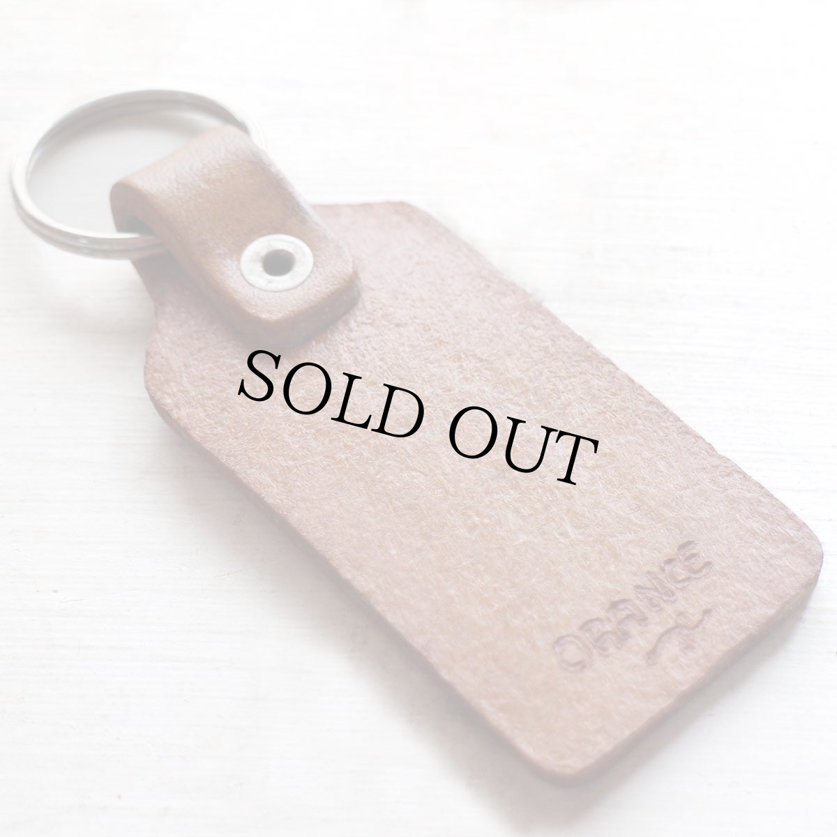 画像2: デッドストック★70s ハンドクラフト Peterbilt ロゴ カービング レザー キーホルダー 茶★キーチェーン (2)