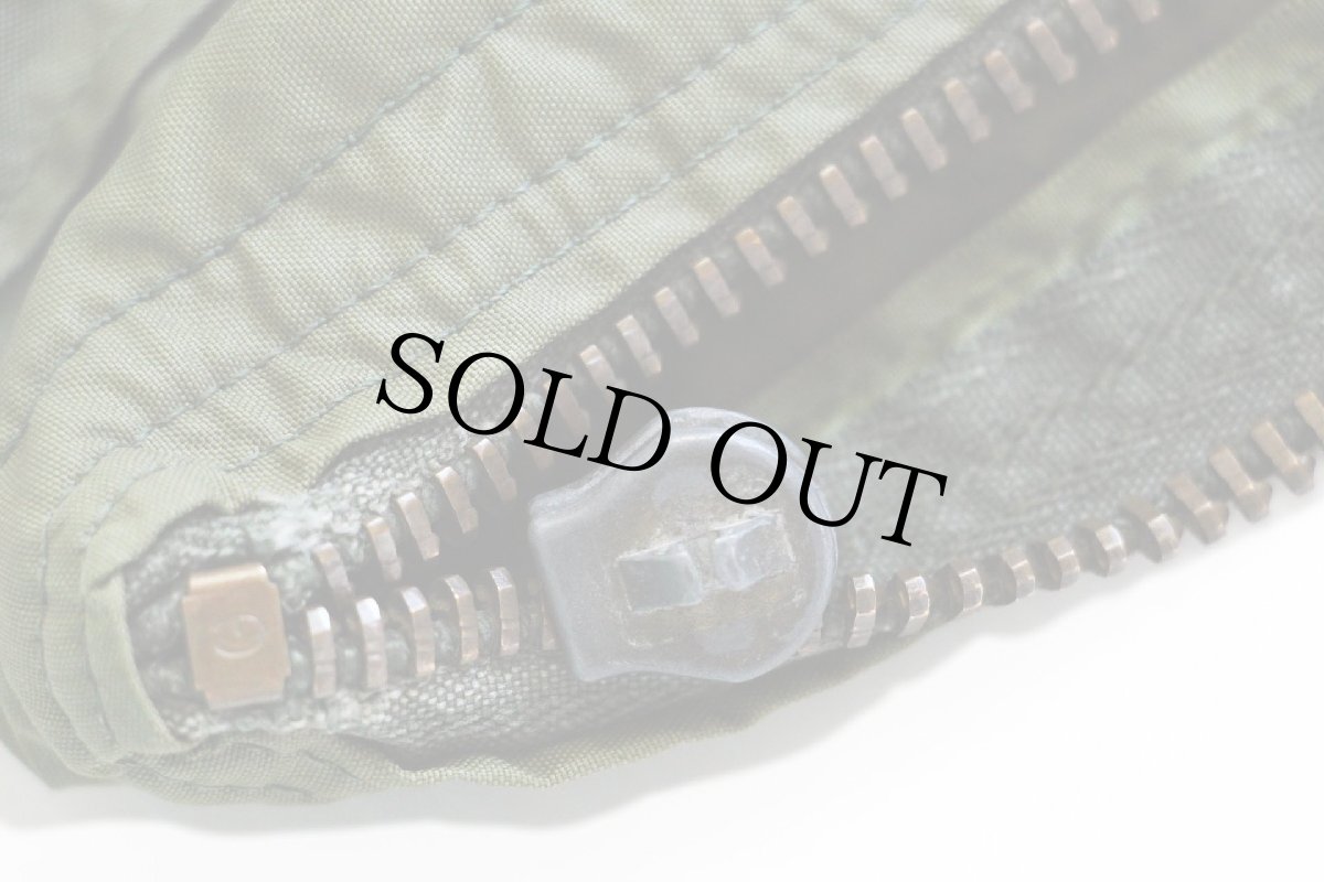 画像10: 70s 米軍 USAF ナイロン ヘルメットバッグ オリーブグリーン (10)