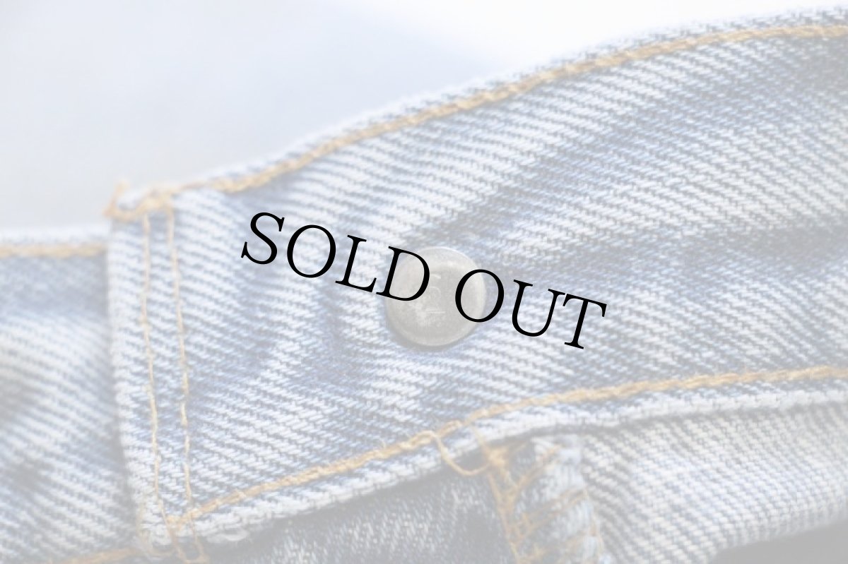 画像8: 70s USA製 Levi'sリーバイス 501 66後期 ダメージ リペア デニムパンツ ヒゲ w35 (8)