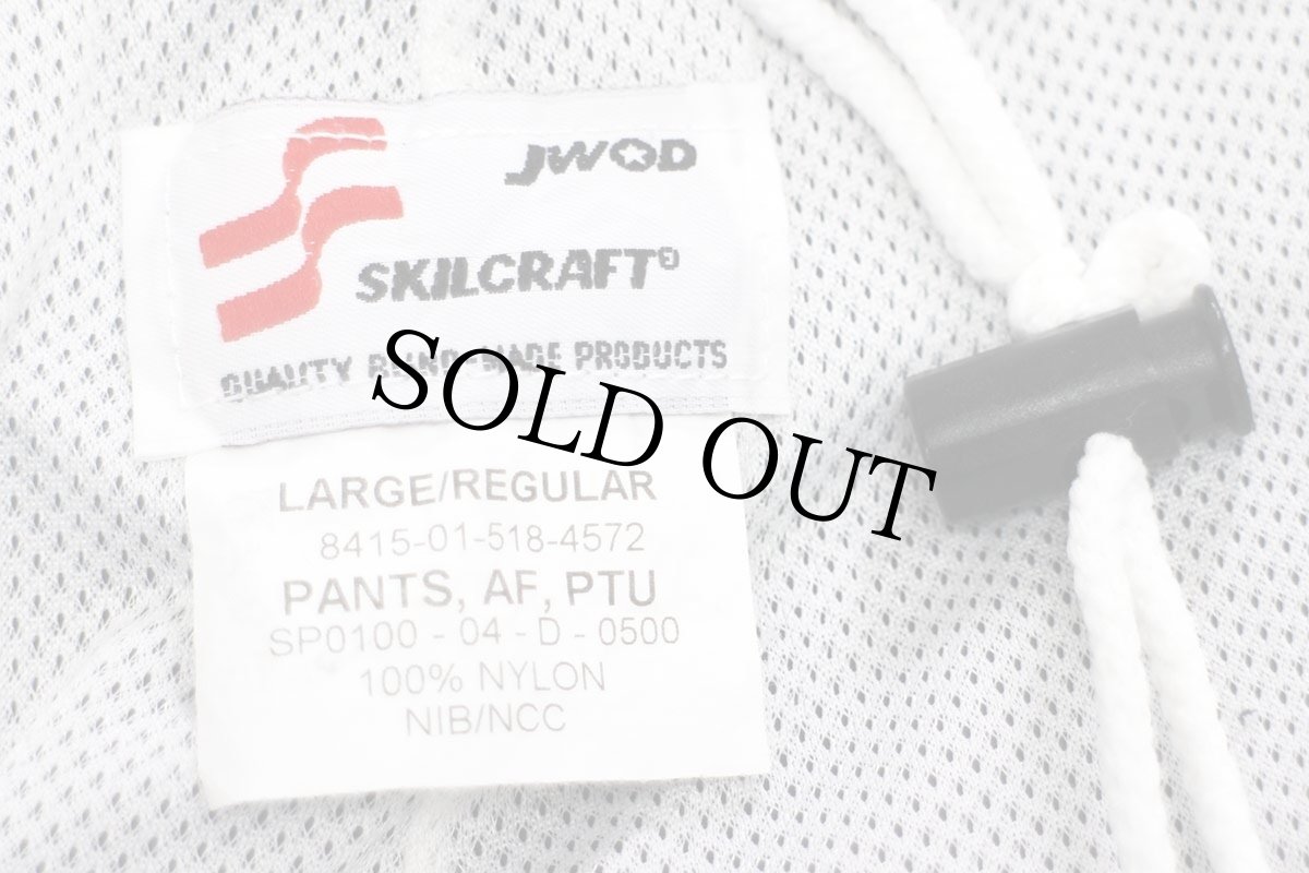 画像6: 00s 米軍 U.S.AIR FORCE PTU トレーニング ナイロンパンツ 紺 L/R★18 IPFU (6)