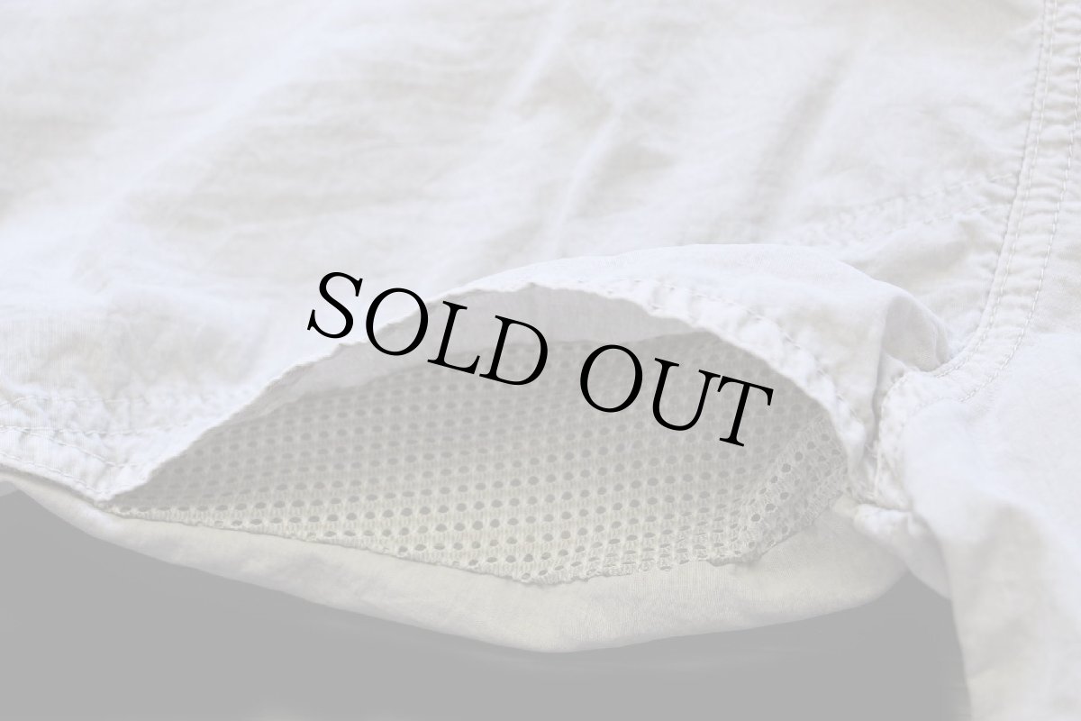 画像5: 90s USA製 GRAMICCIグラミチ ナイロンシャツ グレーベージュ (5)