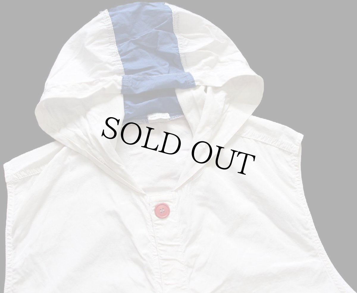 画像4: 90s イタリア製 BENETTONベネトン B65 フェルトパッチ マルチカラー 切り替え ノースリーブ コットンパーカー トリコカラー 44 (4)