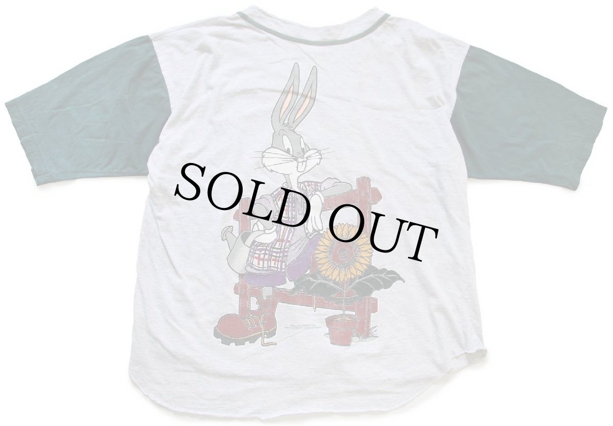 画像2: 90s WARNER BROS LOONEY TUNES バッグスバニー 両面プリント ツートン 切り替え コットン ベースボールシャツ 杢グレー×濃緑 XL (2)