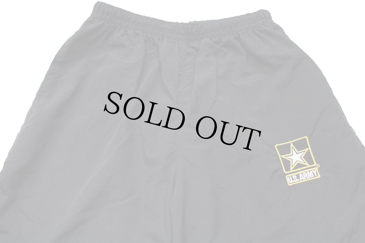 画像4: 15 米軍 U.S.ARMY ロゴ刺繍 APFU トレーニング ナイロンパンツ 黒 M/R★37 IPFU (4)