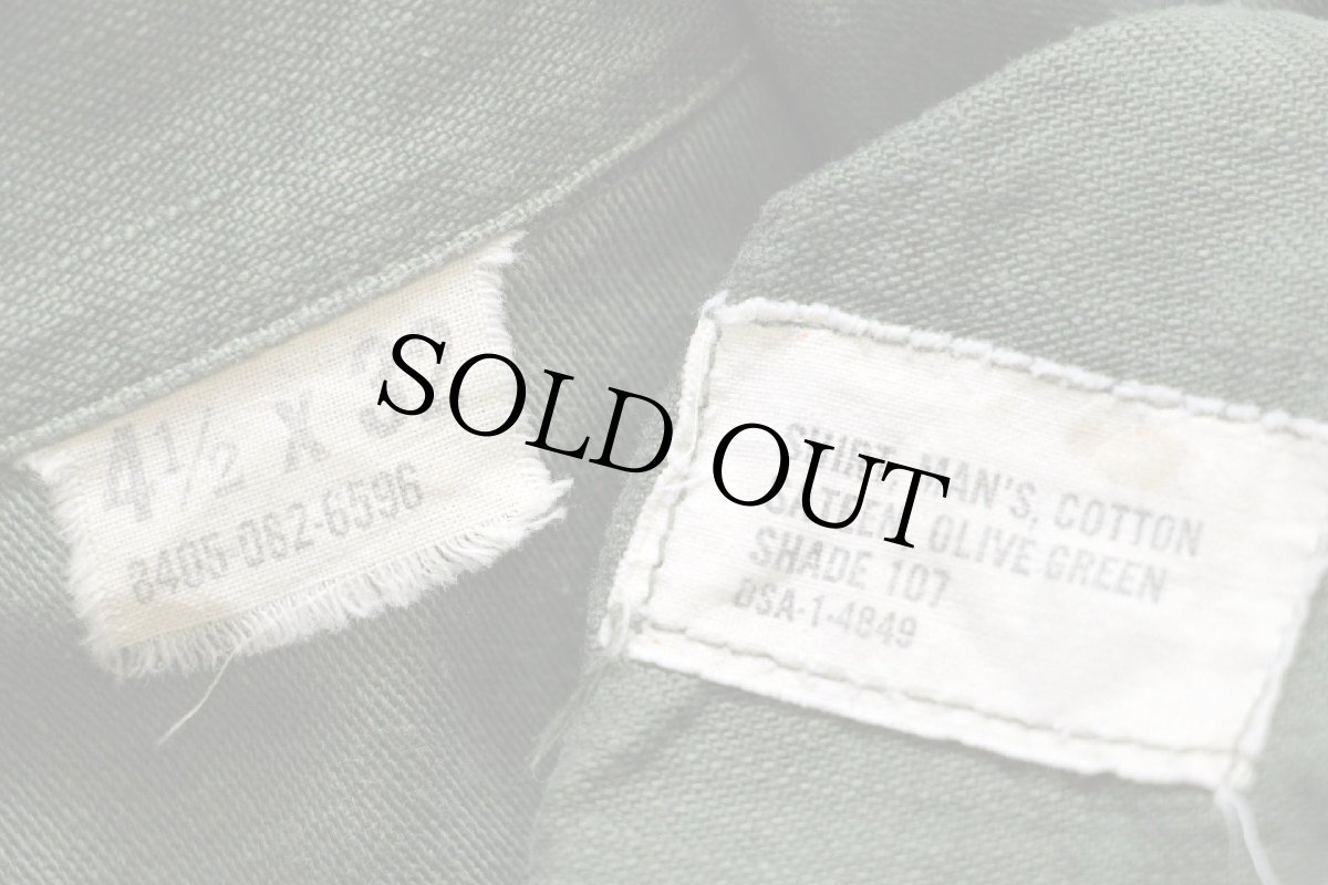 画像4: 60s 米軍 USMC ステンシル コットンサテン ユーティリティシャツ オリーブグリーン (4)