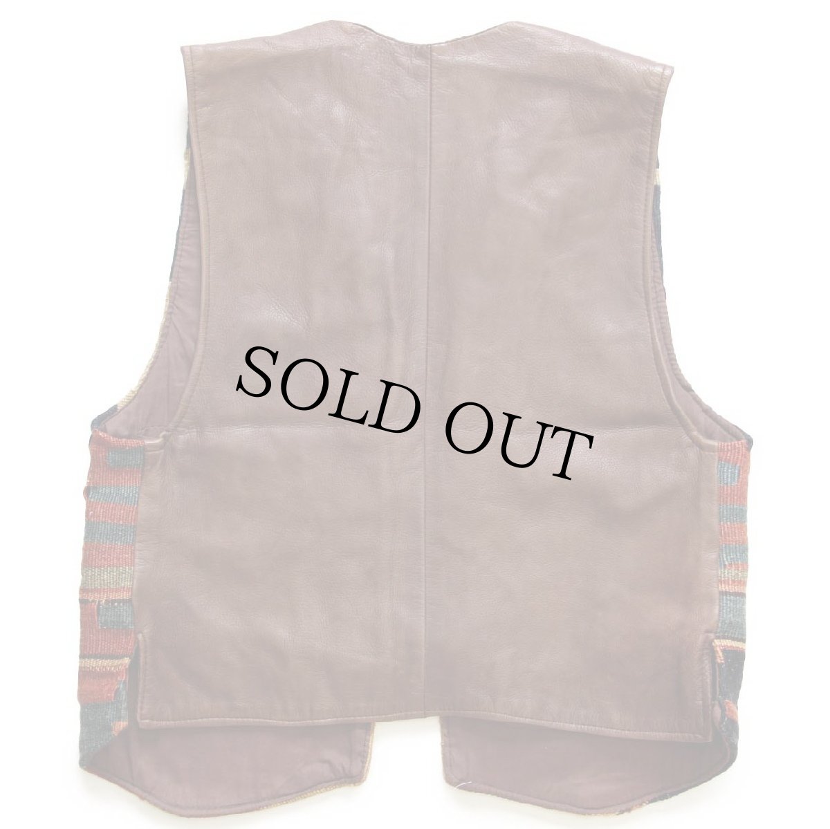 画像2: UNKNOWN コンチョボタン フォークロア柄 ラグ×レザー 切り替え ベスト (2)