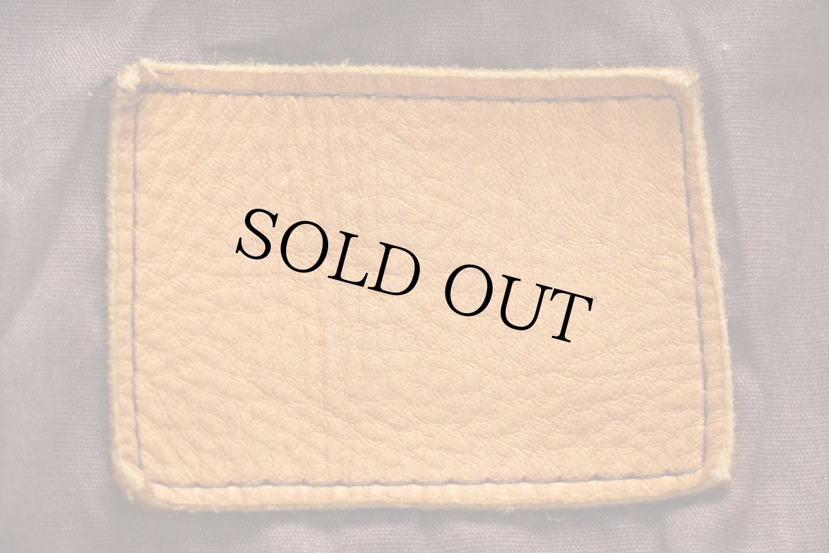 画像4: UNKNOWN コンチョボタン フォークロア柄 ラグ×レザー 切り替え ベスト (4)