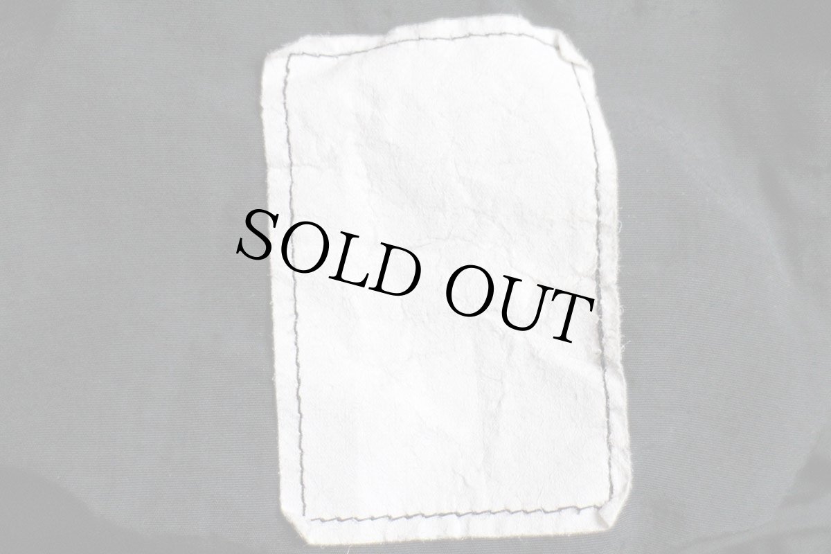 画像7: 15 米軍 U.S.ARMY ロゴ刺繍 APFU トレーニング ナイロンパンツ 黒 M/R★42 IPFU (7)