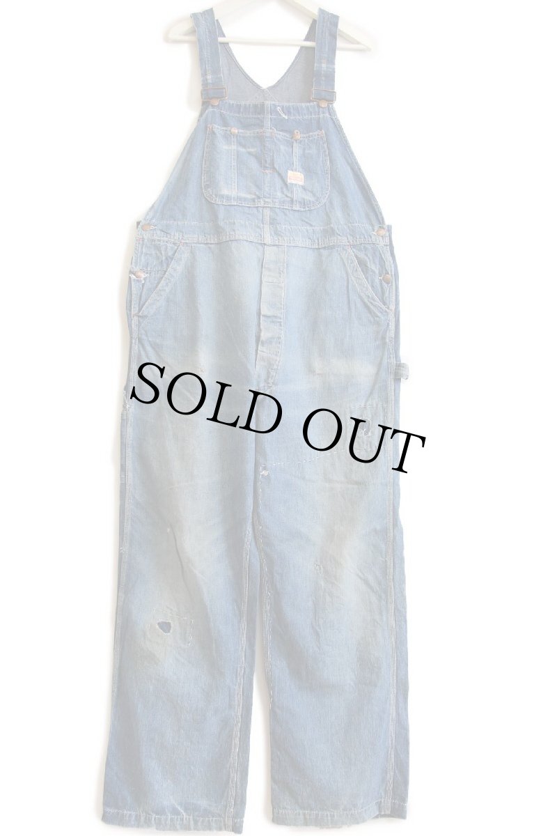 画像2: 50s USA製 PENNEY'S PAYDAY ダメージ リペア インディゴ デニム オーバーオール w44 (2)