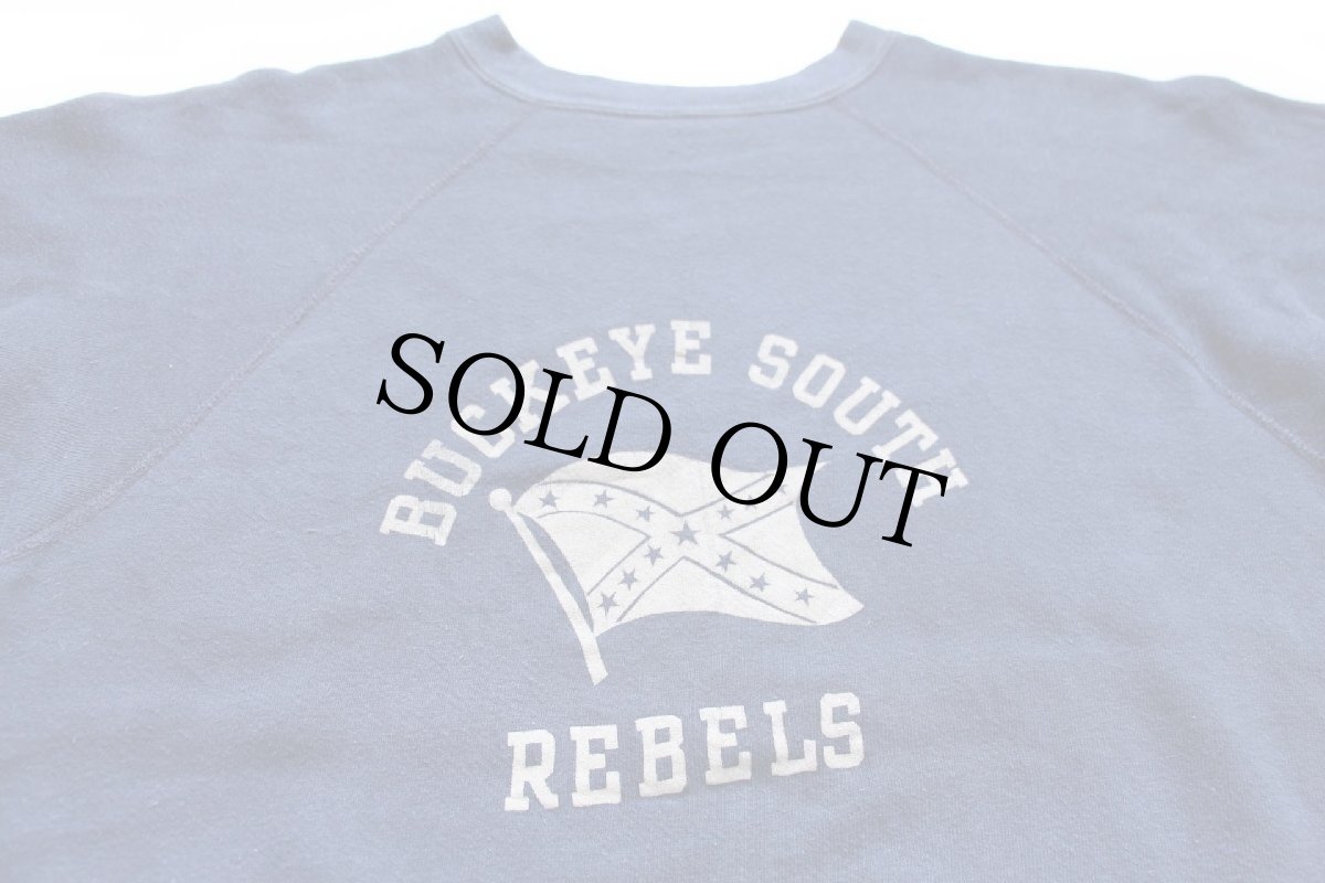 画像3: 70s BUCKEYE SOUTH REBELS レベルフラッグ フロッキープリント スウェット 薄紺 (3)